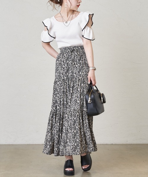 Chico（チコ）の「オープンショルダー配色リブニット（ニット/セーター・レディース・パープル/アイボリー/ピンク/ブラック/ブラウン・FREE）」の12枚目の写真