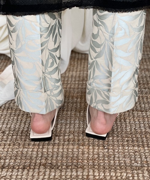chuclla(チュクラ)の「Diagonal-cut square low sandal chs144(サンダル・レディース・ブラック/ホワイト/グレイッシュブルー・40/37/39/36/38)」の16枚目の写真