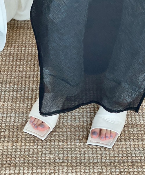 chuclla(チュクラ)の「Diagonal-cut square low sandal chs144(サンダル・レディース・ブラック/ホワイト/グレイッシュブルー・40/37/39/36/38)」の19枚目の写真
