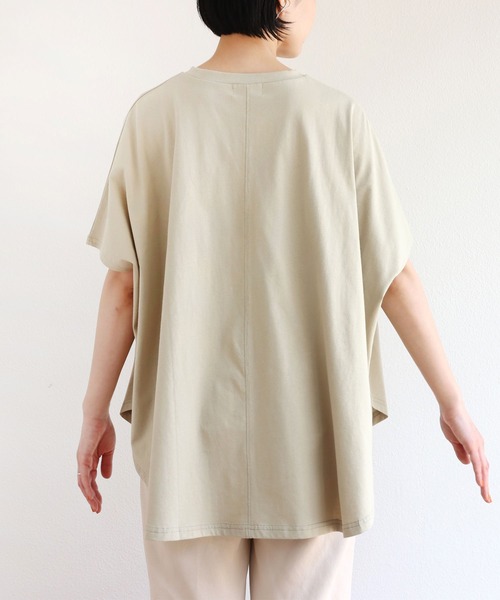 andme(アンドミー)の「コットン天竺オーバーサイズTシャツ トップス(Tシャツ/カットソー・レディース・チャコールグレー/オフホワイト/オリーブ・M)」の9枚目の写真