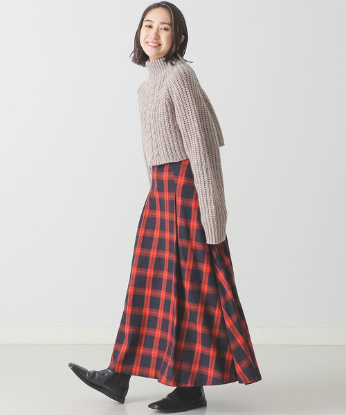 BEAMS LIGHTS(ビームスライツ)の「BEAMS LIGHTS / 3ゲージ モンゴルウール タートルネック ニット(ニット/セーター・レディース・チャコールグレー/ライトグレー・ONE SIZE)」の5枚目の写真