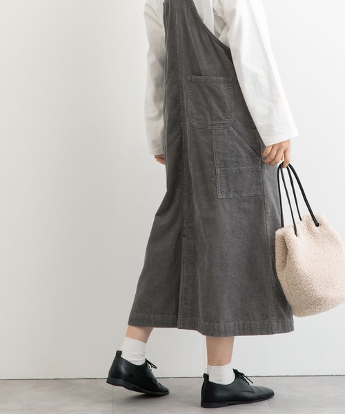 POU DOU DOU（プードゥドゥ）の「コーデュロイフロントポケットジャンスカ（ワンピース・レディース・ライトグレー/アイボリー/ミント/ブラウン・3）」の12枚目の写真