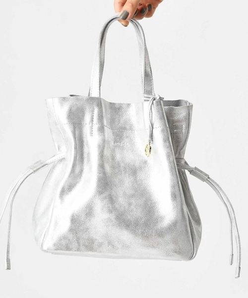 Omekashi（オメカシ）の「ROROL レザーミニ巾着トート（トートバッグ・レディース・オフホワイト/ブラック/シルバー・FREE）」の15枚目の写真