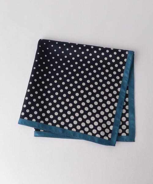 green label relaxing（グリーンレーベルリラクシング）の「＜green label relaxing＞グラデーション ドット スカーフ（ストール/ショール・メンズ・ダークブラウン/ネイビー・FREE）」の2枚目の写真