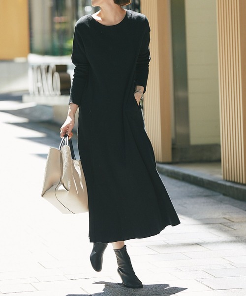 un dix cors（アンディコール）の「女性らしいしなやかなシルエット　ワッフルフレアロングワンピース（ワンピース・レディース・アイボリー/ブラック/チャコールグレー・FREE）」の2枚目の写真