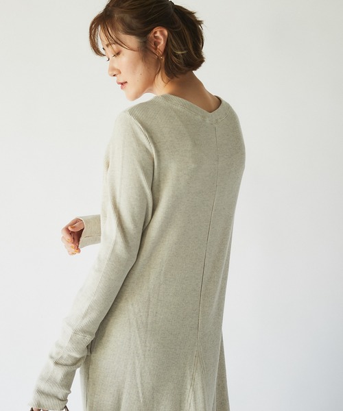 un dix cors（アンディコール）の「女性らしいしなやかなシルエット　ワッフルフレアロングワンピース（ワンピース・レディース・アイボリー/ブラック/チャコールグレー・FREE）」の9枚目の写真