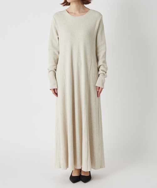 un dix cors（アンディコール）の「女性らしいしなやかなシルエット　ワッフルフレアロングワンピース（ワンピース・レディース・アイボリー/ブラック/チャコールグレー・FREE）」の15枚目の写真