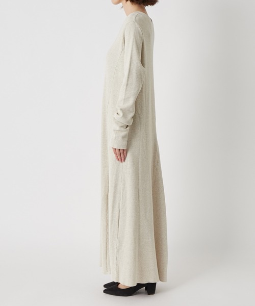 un dix cors（アンディコール）の「女性らしいしなやかなシルエット　ワッフルフレアロングワンピース（ワンピース・レディース・アイボリー/ブラック/チャコールグレー・FREE）」の16枚目の写真