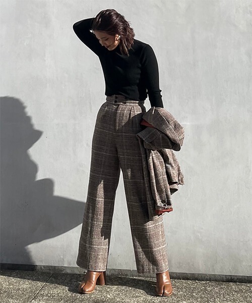 CREDONA（クレドナ）の「リブタートルネックニット（ニット/セーター・レディース・ブラウン/ブラック/グリーン/マスタード・FREE）」の21枚目の写真