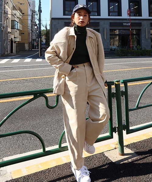 CREDONA（クレドナ）の「リブタートルネックニット（ニット/セーター・レディース・ブラウン/ブラック/グリーン/マスタード・FREE）」の6枚目の写真