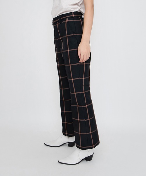 Levi's(リーバイス)の「MATH CLUB トラウザー フレア BONNIE PLAID RINSE(その他パンツ・レディース・マルチ・28inch/24inch/23inch/27inch/30inch/29inch/26inch/25inch)」の20枚目の写真