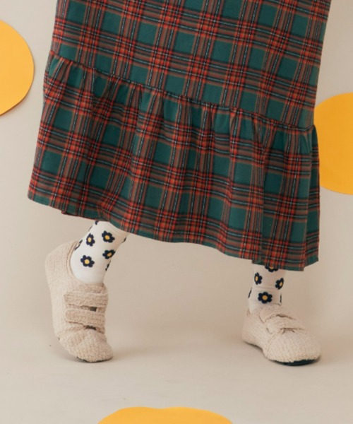 MERLOT（メルロー）の「フラワーソックス（ソックス/靴下・レディース・チャコールグレー/カーキ/アイボリー・FREE）」の11枚目の写真