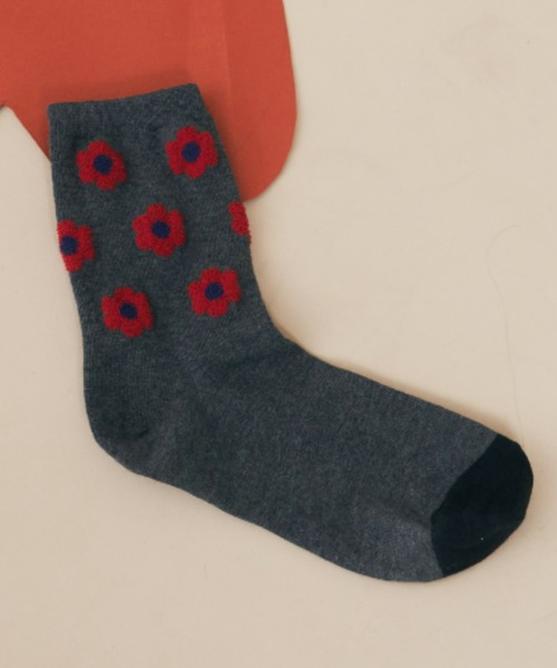 MERLOT（メルロー）の「フラワーソックス（ソックス/靴下・レディース・チャコールグレー/カーキ/アイボリー・FREE）」の13枚目の写真