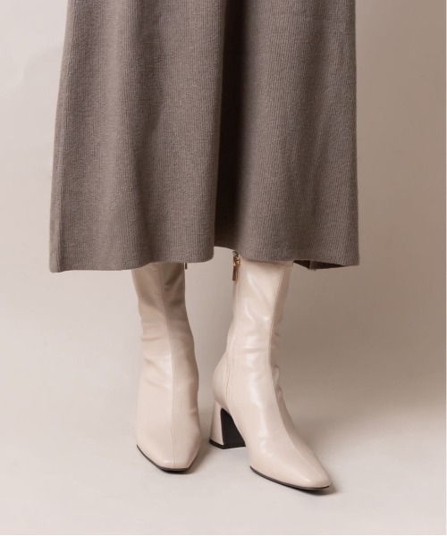 RANDA（ランダ）の「ストレスフリー/ストレッチ チャンキーヒールショートブーツ（ブーツ・レディース・ブラック/アイボリー/カーキ・LL/M/L/S）」の5枚目の写真