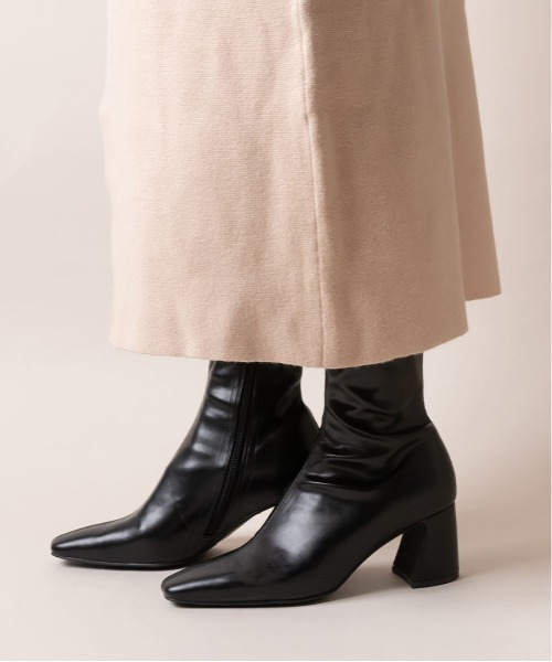RANDA（ランダ）の「ストレスフリー/ストレッチ チャンキーヒールショートブーツ（ブーツ・レディース・ブラック/アイボリー/カーキ・LL/M/L/S）」の7枚目の写真