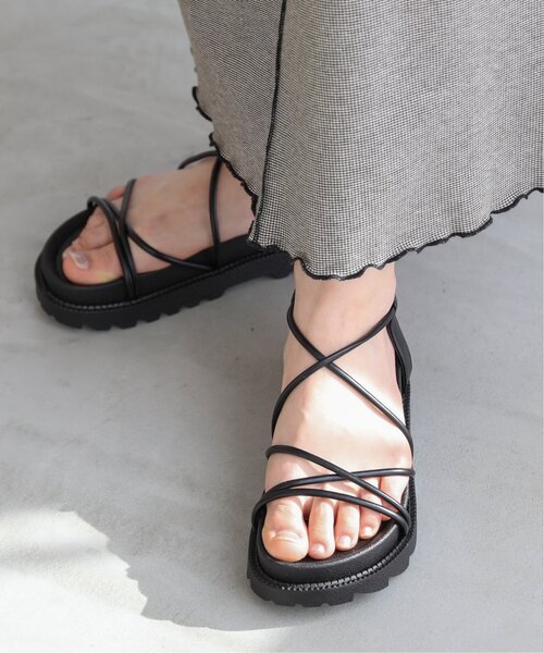 RAY CASSIN(レイカズン)の「M/L展開 ナロースポサン(サンダル・レディース・ライトグレー/ブラック/カーキ/キナリ・MEDIUM/LARGE)」の5枚目の写真