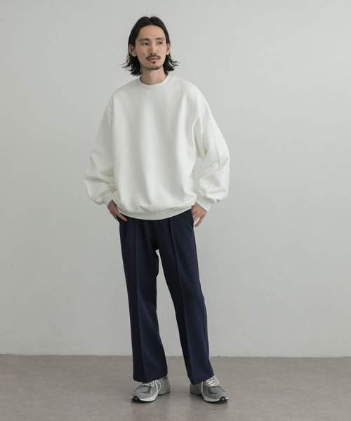 URBAN RESEARCH（アーバンリサーチ）の「T/C Color Sweat（スウェット・メンズ・ホワイト/ブラック/ダークブラウン/グレー系その他/グリーン系その他/グリーン/ピンク系その他/イエロー系その他/チャコールグレー・SMALL/MEDIUM/LARGE）」の14枚目の写真