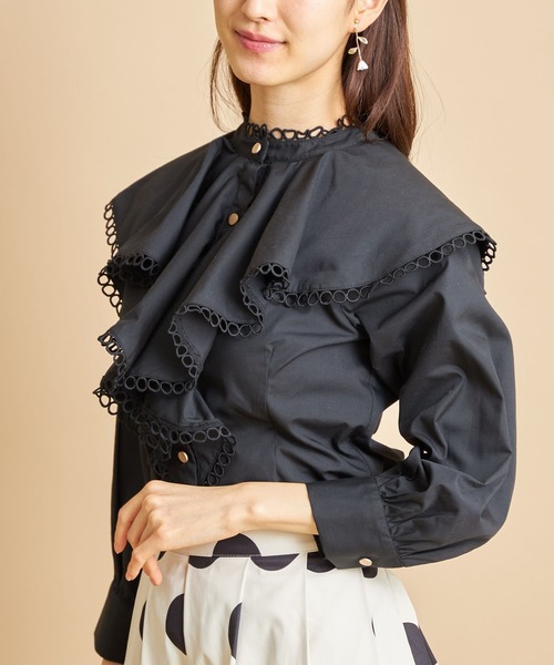 tocco closet（トッコ　クローゼット）の「リボン付きラッフルフリルブラウス（シャツ/ブラウス・レディース・オフホワイト/ブラック・M）」の4枚目の写真