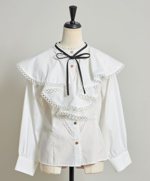 tocco closet（トッコ　クローゼット）の「リボン付きラッフルフリルブラウス（シャツ/ブラウス・レディース・オフホワイト/ブラック・M）」の10枚目の写真
