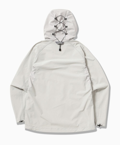 and wander(アンドワンダー)の「and wander/アンドワンダー trek jacket 2 トレックジャケット2 5742121043(ナイロンジャケット・レディース・オフホワイト・0)」の8枚目の写真