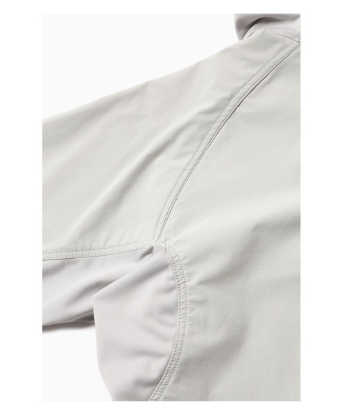 and wander(アンドワンダー)の「and wander/アンドワンダー trek jacket 2 トレックジャケット2 5742121043(ナイロンジャケット・レディース・オフホワイト・0)」の9枚目の写真