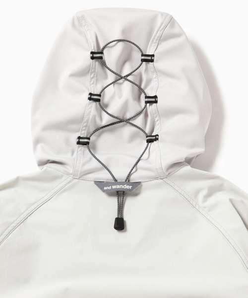 and wander(アンドワンダー)の「and wander/アンドワンダー trek jacket 2 トレックジャケット2 5742121043(ナイロンジャケット・レディース・オフホワイト・0)」の12枚目の写真