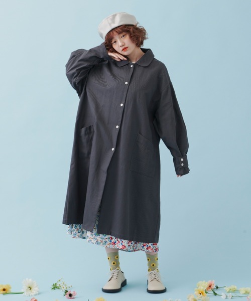 MERLOT（メルロー）の「ボリューム袖ステンカラーコート（ステンカラーコート・レディース・ナチュラル/チャコールグレー/カーキ・FREE）」の17枚目の写真