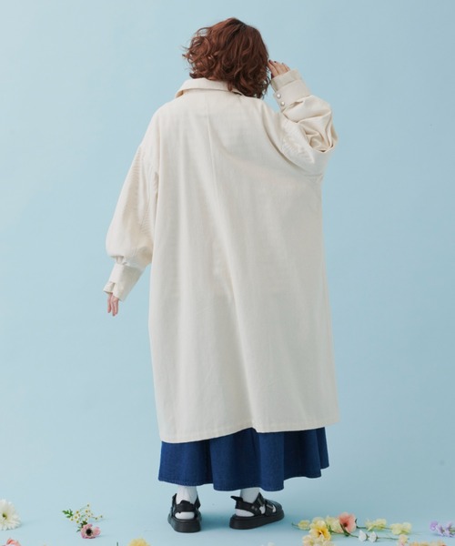 MERLOT（メルロー）の「ボリューム袖ステンカラーコート（ステンカラーコート・レディース・ナチュラル/チャコールグレー/カーキ・FREE）」の22枚目の写真