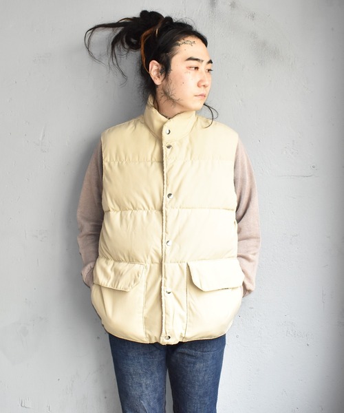 VINTAGE（ヴィンテージ）の「【ヴィンテージ古着】80's Trailwear / トレイルウェア ダウンベスト USA製（ダウンベスト・メンズ・ベージュ・LARGE）」の11枚目の写真