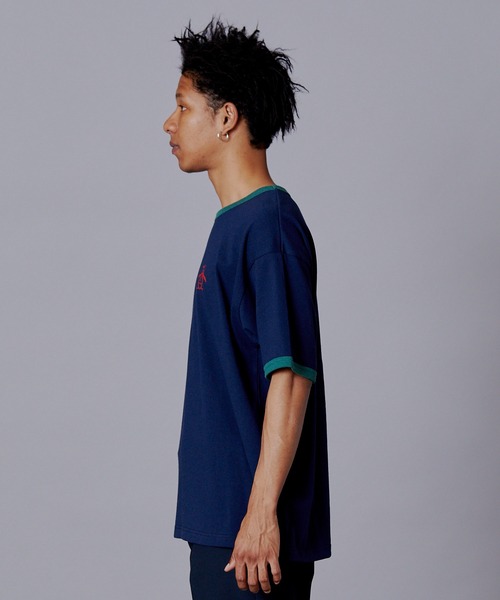 penguin BY MUNSINGWEAR(ペンギン バイ マンシングウェア)の「ペンギン バイ マンシングウェア リンガーTシャツ メンズ ユニセックス ウェア スポーツウェア ゴルフ(Tシャツ/カットソー・メンズ・ホワイト/ネイビー/グリーン・S/M/L/XL)」の5枚目の写真