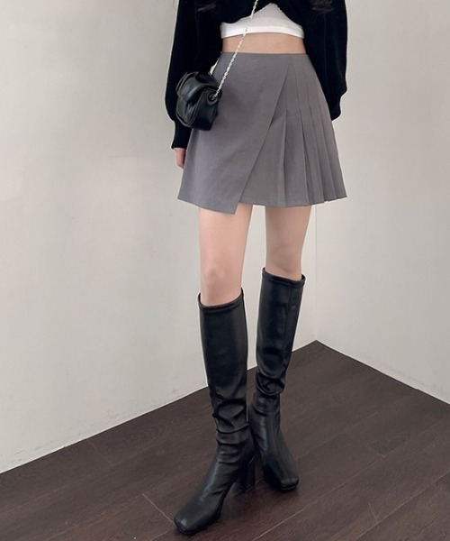 BEIDELLI（ベイデリー）の「[BELLIDE MADE] ウエストゴムアンバランステニススカート（スカート・レディース・チャコールグレー/ブラック/ベージュ・FREE）」の3枚目の写真