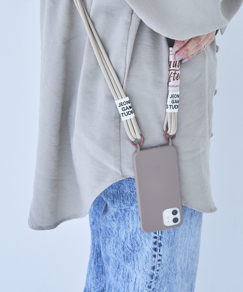 macaroni edge（マカロニエッジ）の「〈macaroni edge/マカロニエッジ〉トリプルロープのシリコンiPhoneケース  (iphone12/12pro/12mini/13/13pro/11/SE/14)（スマホケース/カバー・レディース・ブラック/ピンク/グレイッシュベージュ/ライトパープル/ブラウン/オフホワイト/ライトグレー/グリーン/ライトブルー/フューシャピンク/ライトイエロー/ミント・iPhone 12/12 Pro/iPhone 13 Pro/iPhone 13/iPhone 7/8/SE(第2/第3世代)/iPhone 11/iPhone 12 mini/iPhone 14）」の22枚目の写真