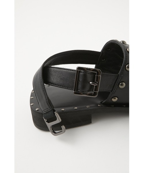 MOUSSY（マウジー）の「STUDS BELT サンダル（サンダル・レディース・ブラック/ホワイト・LARGE/SMALL/MEDIUM）」の9枚目の写真