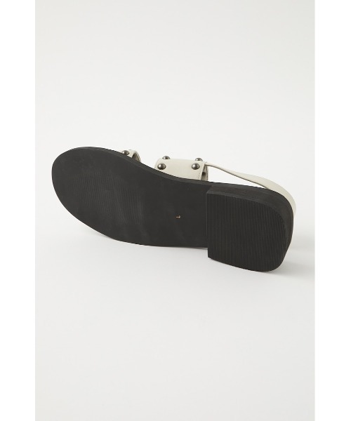 MOUSSY（マウジー）の「STUDS BELT サンダル（サンダル・レディース・ブラック/ホワイト・LARGE/SMALL/MEDIUM）」の3枚目の写真