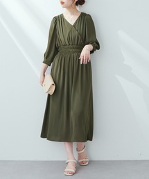 柔らかな美シルエットラインを生み出す カシュクール風落ち感ワンピース