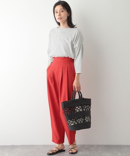 LEPSIM（レプシィム）の「ハイウエストタックパンツ2　277895（その他パンツ・レディース・ブラック/レッド/グレイッシュベージュ・MEDIUM/LARGE）」の6枚目の写真