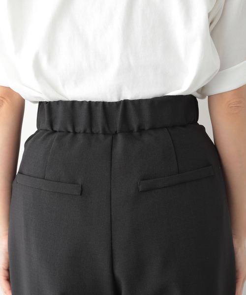 LEPSIM（レプシィム）の「ハイウエストタックパンツ2　277895（その他パンツ・レディース・ブラック/レッド/グレイッシュベージュ・MEDIUM/LARGE）」の15枚目の写真