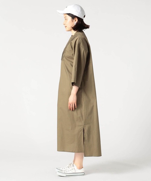Grand PARK（グランドパーク）の「ピンタック入り　ワイドスリーブ前開きワンピース（シャツワンピース・レディース・カーキ/ベージュ/ネイビー/ホワイト・FREE）」の8枚目の写真