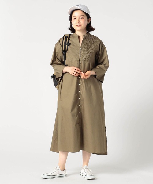 Grand PARK（グランドパーク）の「ピンタック入り　ワイドスリーブ前開きワンピース（シャツワンピース・レディース・カーキ/ベージュ/ネイビー/ホワイト・FREE）」の18枚目の写真