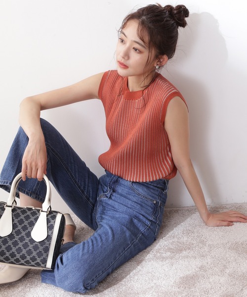 N.（N. Natural Beauty Basic）（エヌエヌナチュラルビューティーベーシック）の「◆配色リブノースリーブニット（ニット/セーター・レディース・ベージュ/レッド/グリーン・MEDIUM）」の3枚目の写真