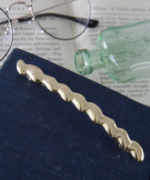 LEPSIM(レプシィム)の「ロングメタルバレッタ 282877(バレッタ/ヘアクリップ・レディース・シルバー/ゴールド/ゴールド系その他・ONE SIZE)」の2枚目の写真