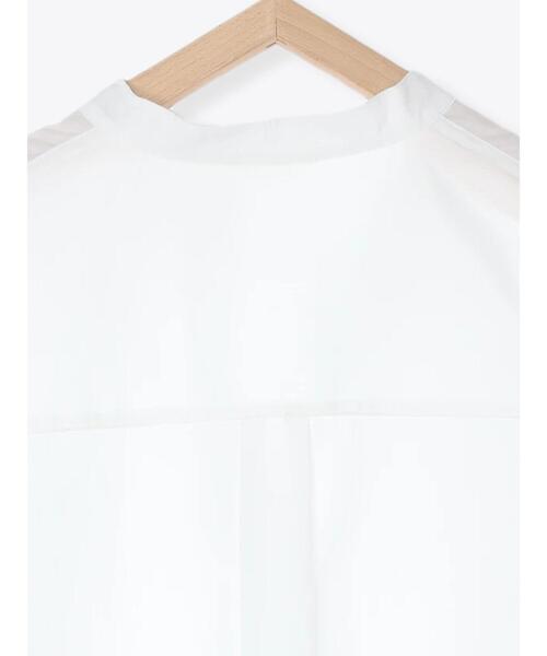 Samansa Mos2 blue(サマンサモスモスブルー)の「ドルマンスキッパーシャツ(シャツ/ブラウス・レディース・オフホワイト/イエロー/ネイビー・フリ-)」の11枚目の写真