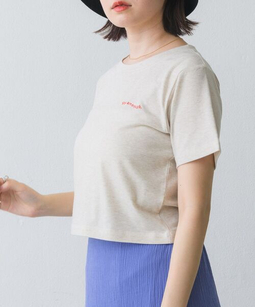 RETRO GIRL(レトロガール)の「メランジ刺繍ロゴTee(Tシャツ/カットソー・レディース・グリーン/オフホワイト/ピンク・FREE)」の2枚目の写真