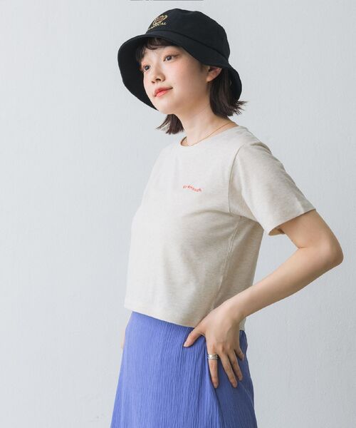 RETRO GIRL(レトロガール)の「メランジ刺繍ロゴTee(Tシャツ/カットソー・レディース・グリーン/オフホワイト/ピンク・FREE)」の11枚目の写真