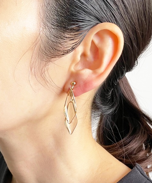 The Rule(ザルール)の「The Rule ザルール:Leaf double hook pierced earring:2連リーフ イヤリング(イヤリング・レディース・ホワイト/グレー/クリア/ブラウン・FREE)」の5枚目の写真