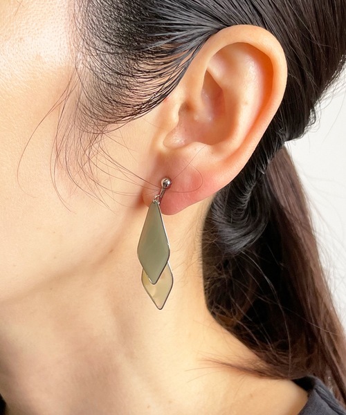 The Rule(ザルール)の「The Rule ザルール:Leaf double hook pierced earring:2連リーフ イヤリング(イヤリング・レディース・ホワイト/グレー/クリア/ブラウン・FREE)」の19枚目の写真