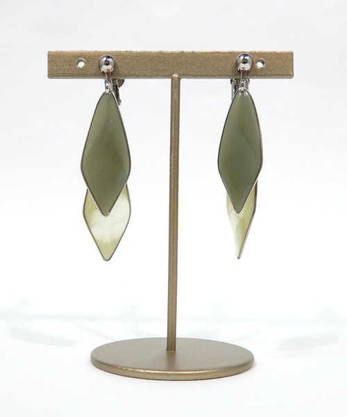 The Rule(ザルール)の「The Rule ザルール:Leaf double hook pierced earring:2連リーフ イヤリング(イヤリング・レディース・ホワイト/グレー/クリア/ブラウン・FREE)」の13枚目の写真