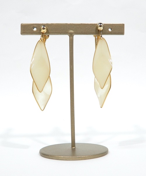 The Rule(ザルール)の「The Rule ザルール:Leaf double hook pierced earring:2連リーフ イヤリング(イヤリング・レディース・ホワイト/グレー/クリア/ブラウン・FREE)」の7枚目の写真