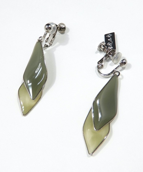 The Rule(ザルール)の「The Rule ザルール:Leaf double hook pierced earring:2連リーフ イヤリング(イヤリング・レディース・ホワイト/グレー/クリア/ブラウン・FREE)」の6枚目の写真