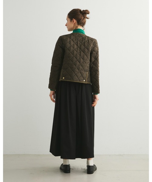 Traditional Weatherwear（トラディショナルウェザーウェア）の「ARKLEY（ノーカラージャケット・レディース・ネイビー/カーキ/アイボリー/ブラック×ブラック/ベージュ系その他・36/34/32/38）」の21枚目の写真